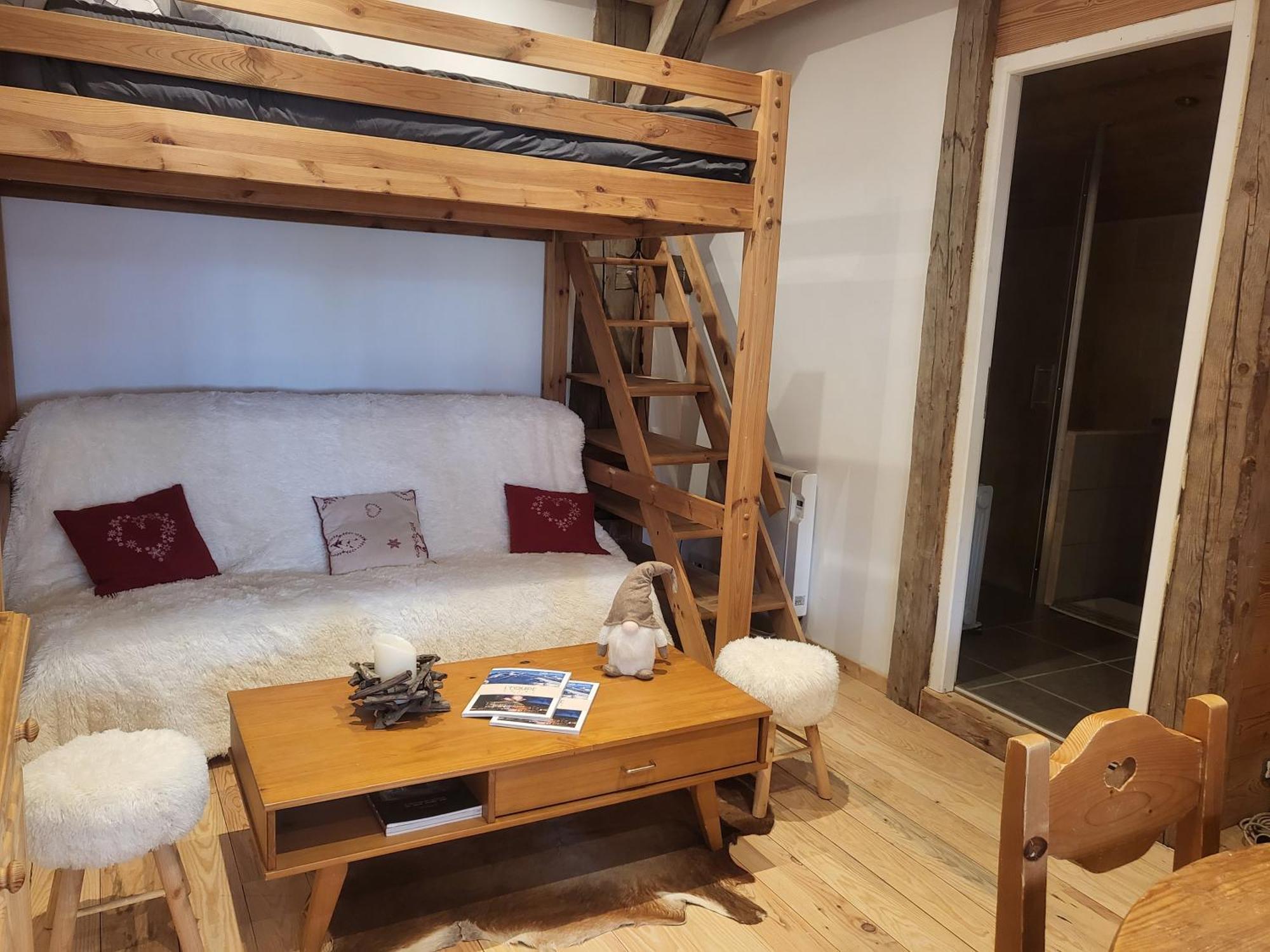 Le Nid Des Cerfs Bed & Breakfast Essert-Romand Ngoại thất bức ảnh